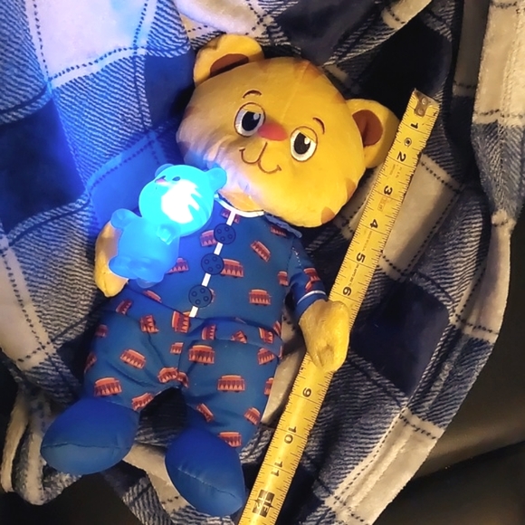 Daniel Tiger's Neighborhood Snuggle and Glow Plush Toy - Picture 9 of 9